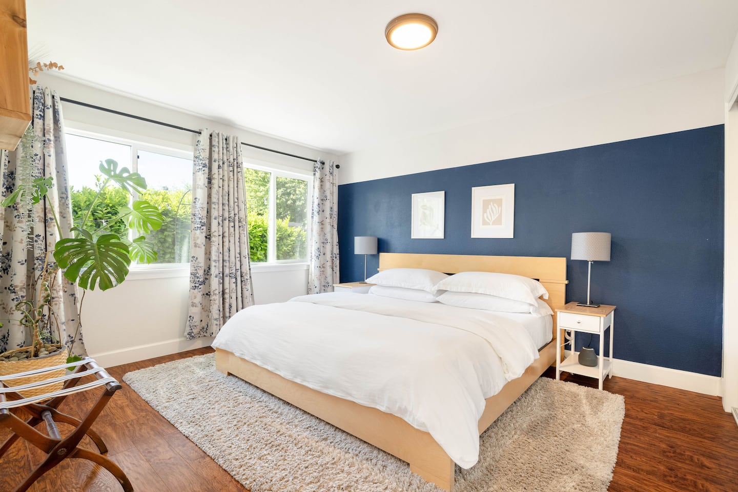 First bedroom at Laurel House